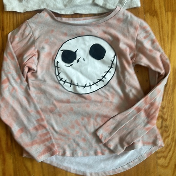 Girls size medium 8 long sleeve graphic tshirts - Picture 2 of 3